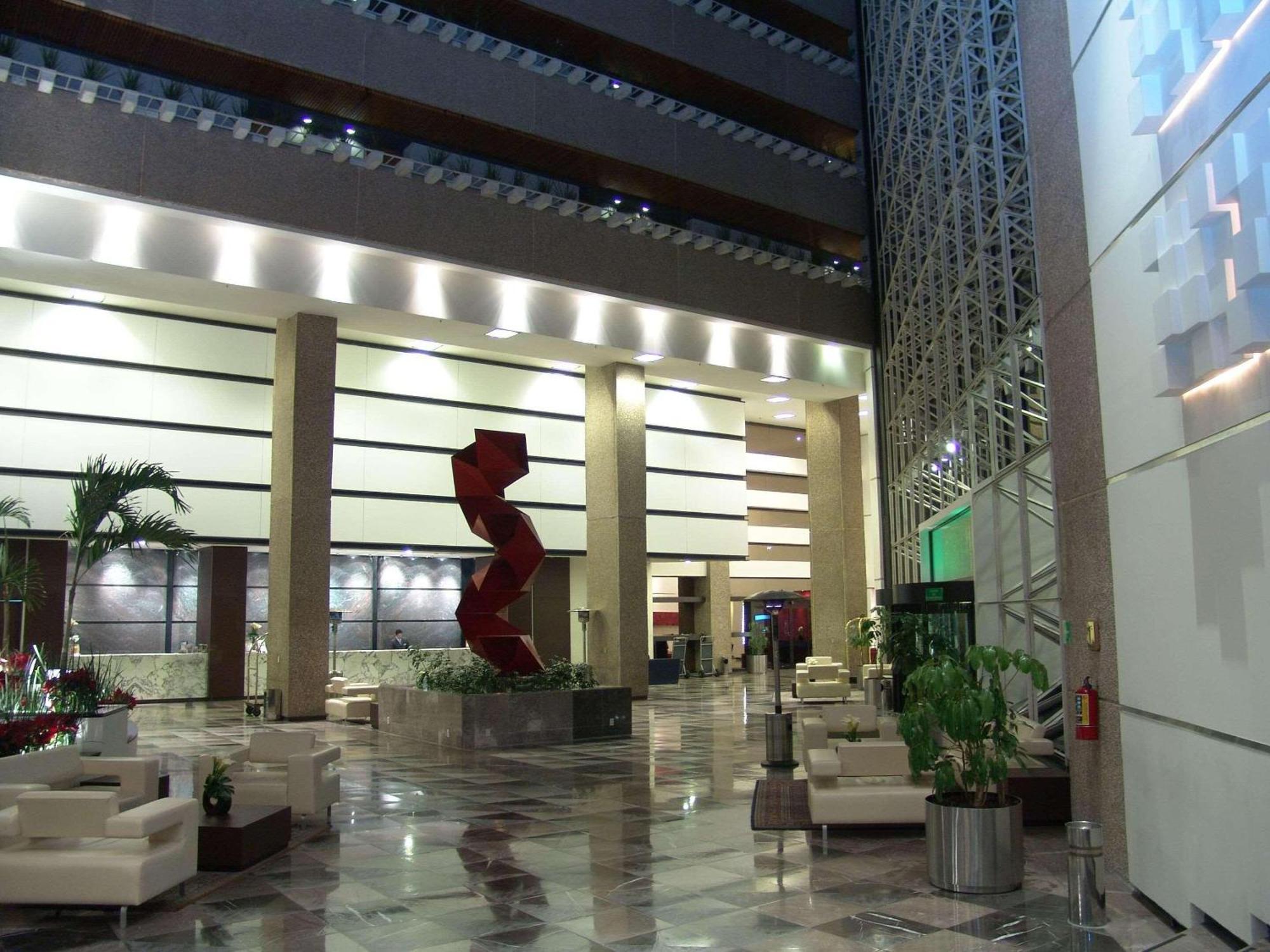 Radisson Paraiso Hotel Mexikóváros Kültér fotó Lobby